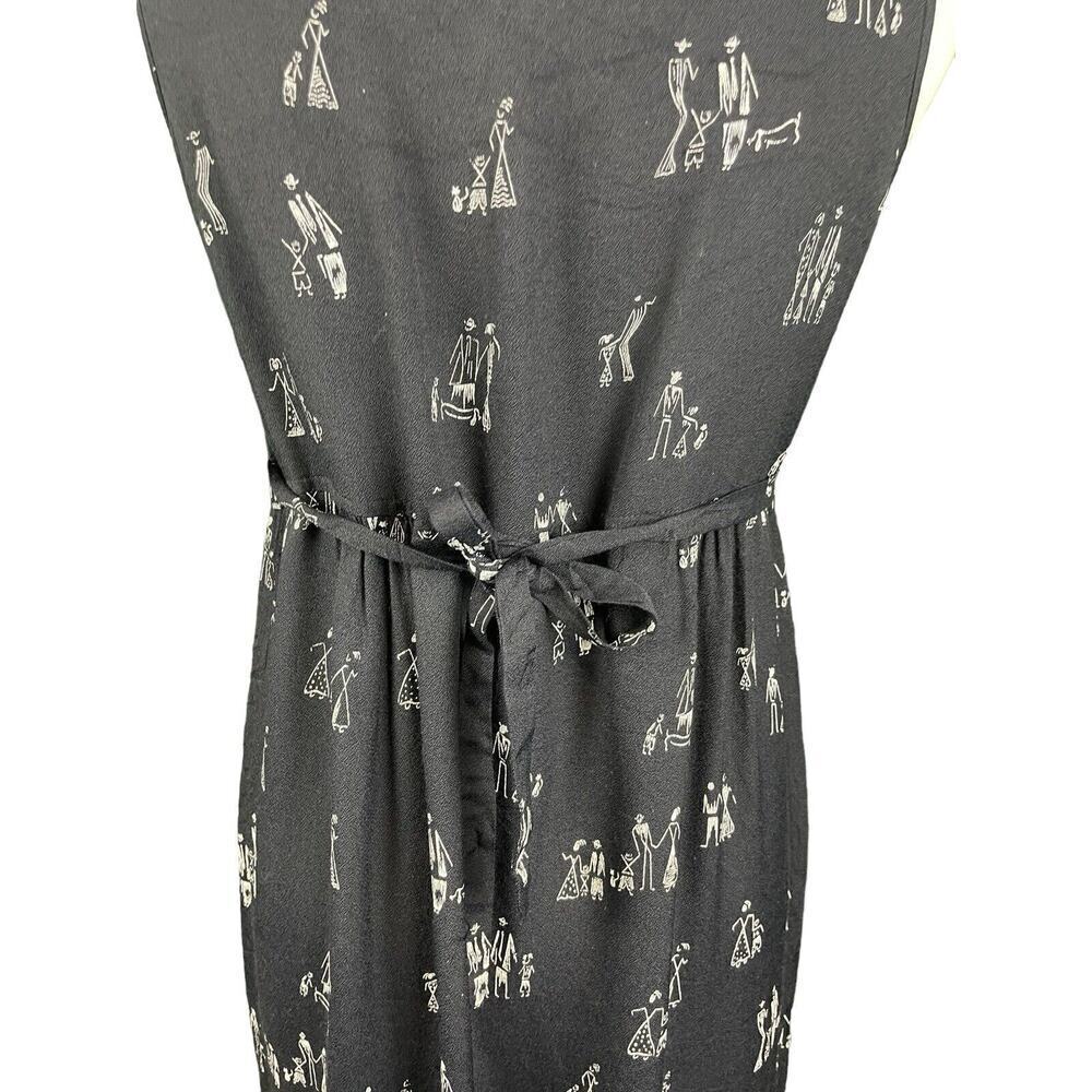 Dan Howard Black Maxi Dress Women Size Small Vintage Stick Family Print Tie Back - Picture 8 of 12